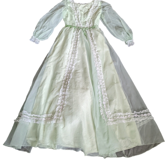 Vintage 70s Nadine Pale Green Tulle & Daisy Trim Cocktail Party Prom Dress Gown - Picture 4 of 10